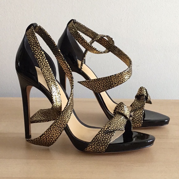 ❌SOLD❌ Alexandre Birman Sandals - Picture 2 of 6